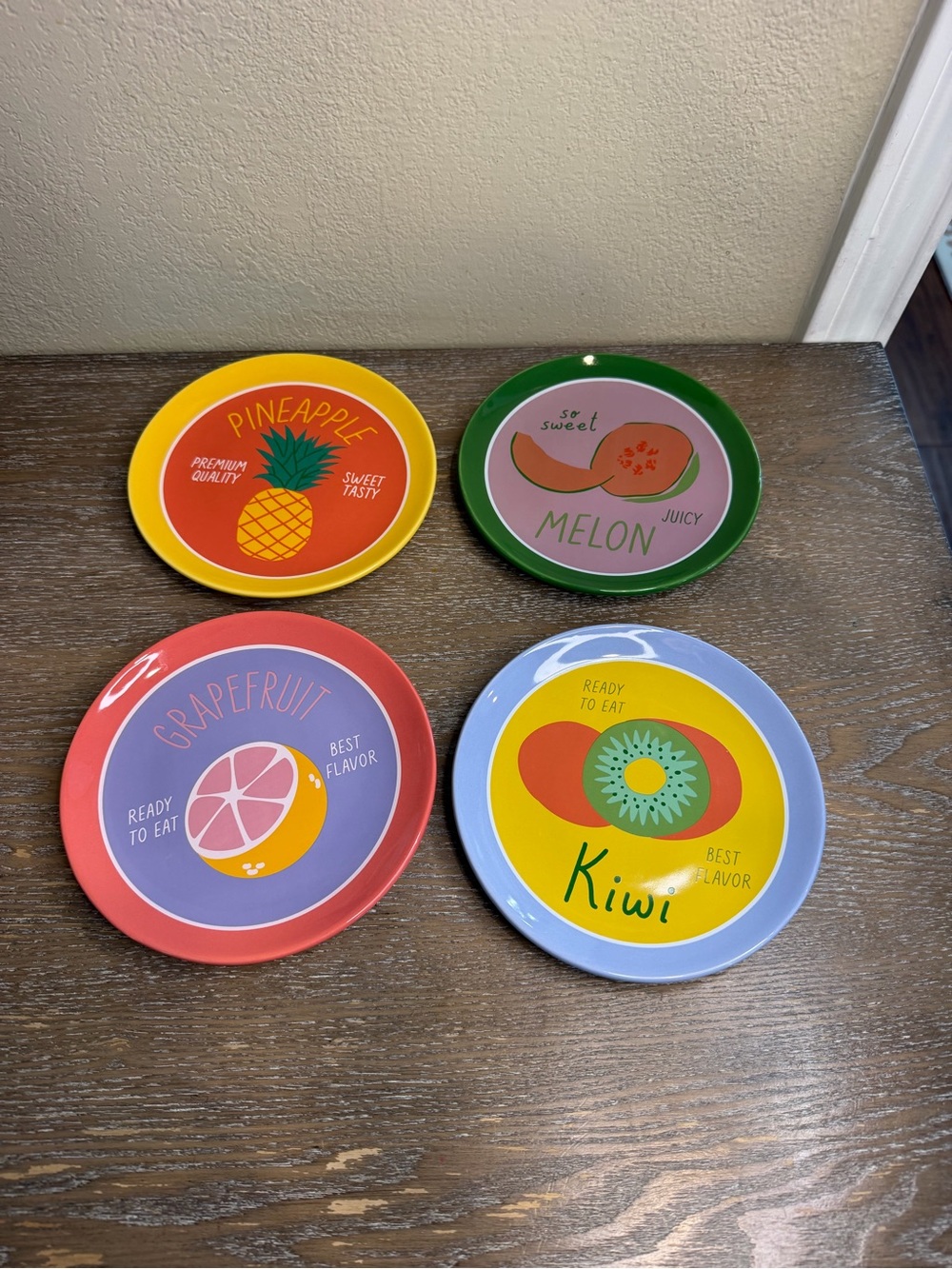 Set of 4 Fruit-Themed Decorative Plates - Grapefruit Kiwi Pineapple Melon